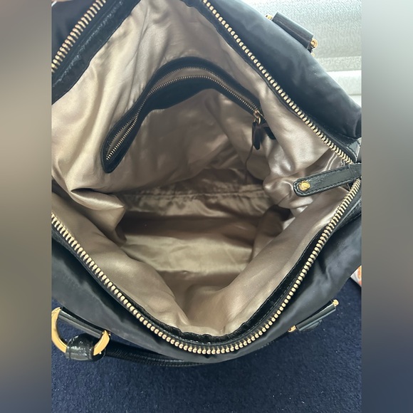 Tod's nylon bag. Excellent condition -14" long x 12" high x 4.5" wide - Picture 4 of 5